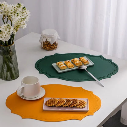 1/4/6PCS Oval Black Gift Placemats Indoor Faux Leather Kitchen Dining Table Pad Luxury Place Mat Tableware Cafe Pad 식탁매트